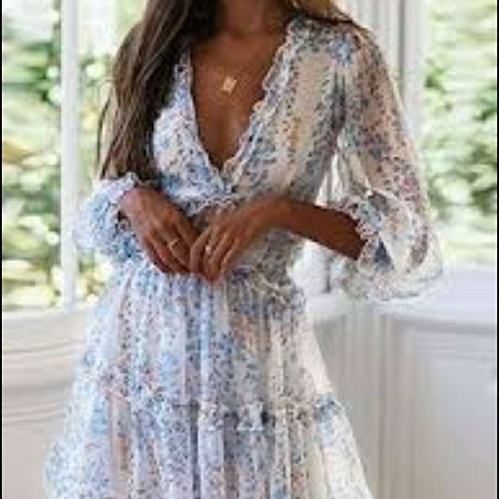 65.NWOT Romantic Blue & White Floral Ruffle Tiered Mini Dress (SEE MEASUREMENTS)